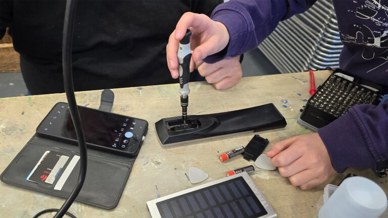 RepairKids am Gymnasium Kirchseeon